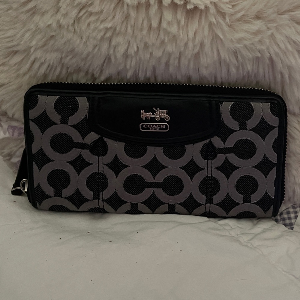 Coach Signature Black and Gray Zip Wallet StageCoach